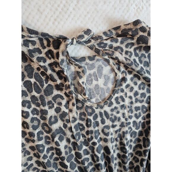 Bibi Womens Animal Print Keyhole‎ Back Short Sleeve Romper Cream Black Large - Picture 6 of 7